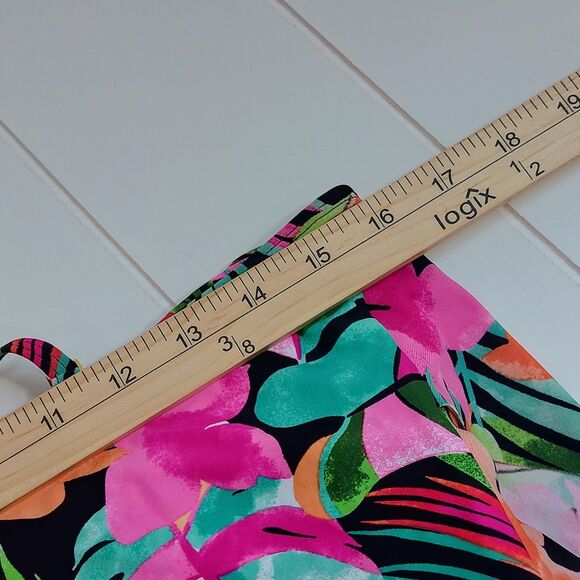 Beyond Control Bora Bora Tiered Swimsuit Women's 14 Floral One Piece Beach NEW! - Picture 8 of 10